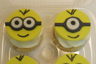 minion cupcake